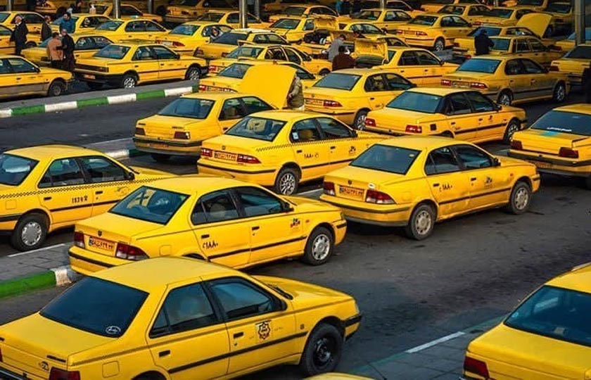 از بهمن ماه ممنوع‌الکاری ۵۰۰۰ راننده تاکسی تهران به دلیل عدم تزریق واکسن