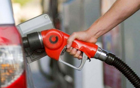 مصرف بنزین خودروها در ایران ۱۰ لیتر، ترکیه ۵ لیتر