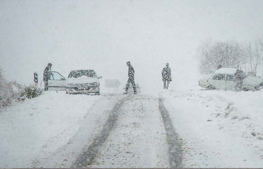 7 نکته مهم رانندگی در برف و یخ