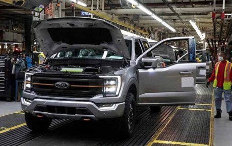 توقف تولید فورد برای یک هفته‌