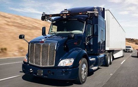 مشکل بیکاری رانندگان با کامیون‌ های خودران در آمریکا