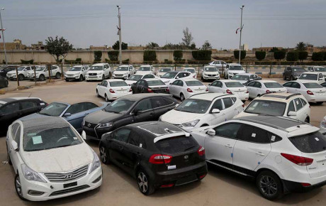 واردات ۲۰۰۰ خودرو به مناطق‌ آزاد