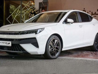 شرایط فروش جک KMC J7 / مهر ۱۴۰۴