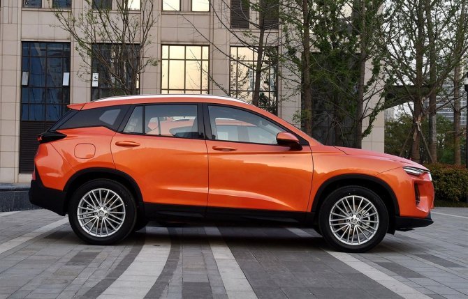 نمای جانبی هایما 8S