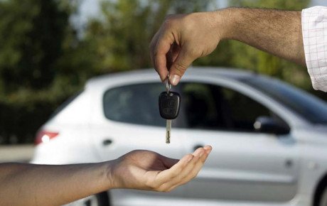 خریداران و فروشندگان خودرو در انتظار اخبار جدید هستند