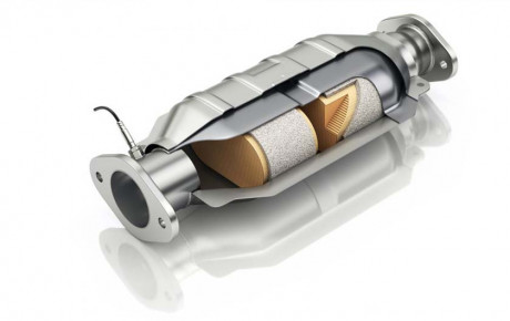 کاتالیست های ۳ منظوره برای کاهش آلایندگی خودرو و موتورسیکلت ها