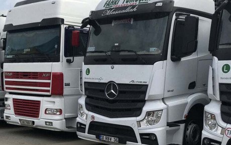 مشکل عدم شماره‌ گذاری ۲۰ هزار خودروی تجاری