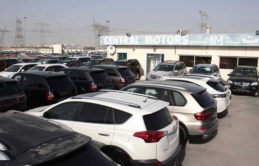 ریزش قیمت خودروهای خارجی با واردات خودروهای دست دوم