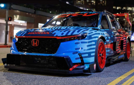 رونمایی هوندا CR-V هیبرید مسابقه‌ ای