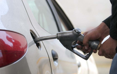 مصرف بنزین در سال ۱۴۰۲ افزایش ۹ درصدی دارد