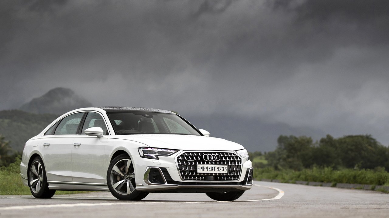 Audi A8 2023