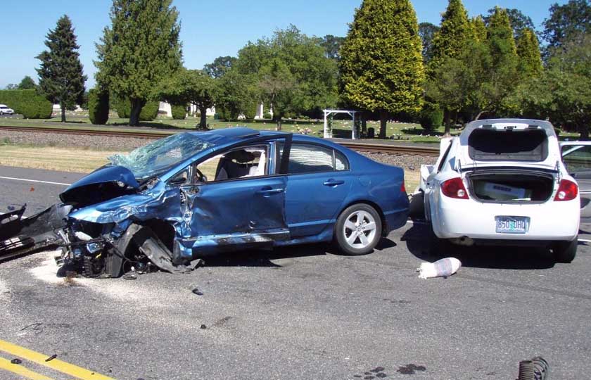 تکلیف خودروی متواری در تصادفات