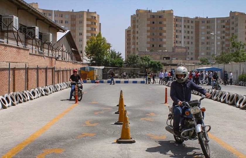 دلیل بازگشت صدور گواهینامه آسان موتورسیکلت