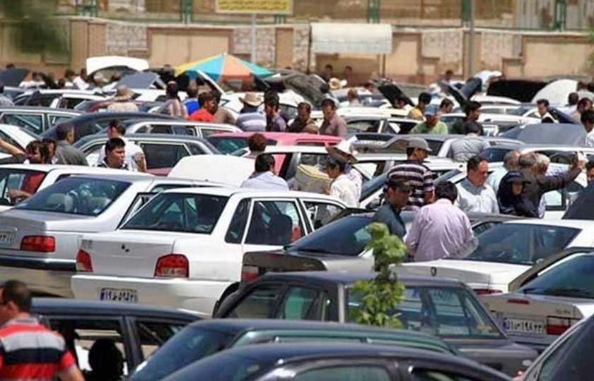 مردم منتظر تعیین تکلیف خودروهای وارداتی هستند