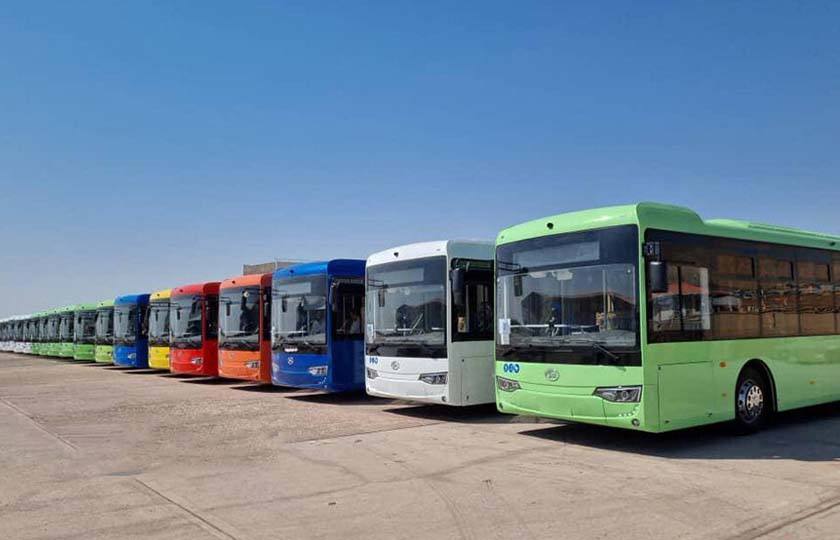 تحویل اولین اتوبوس‌ های ۱۲ متری اسنا به شهرداری تهران