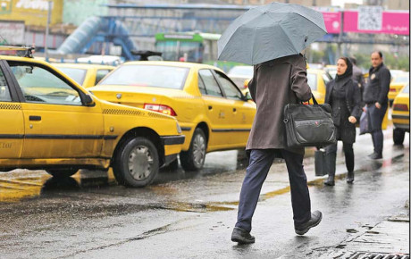 مجوز تاکسیرانی برای افزایش ۱۰ تا ۱۵ درصدی کرایه‌ در روز‌های بارانی