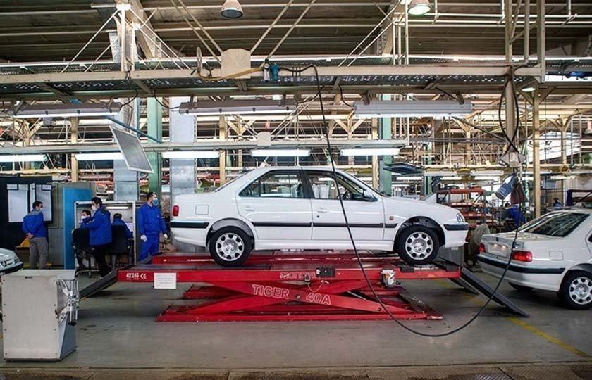 افزایش ۴۳ درصدی فروش کارخانه ای خودرو در شهریور ۱۴۰۲