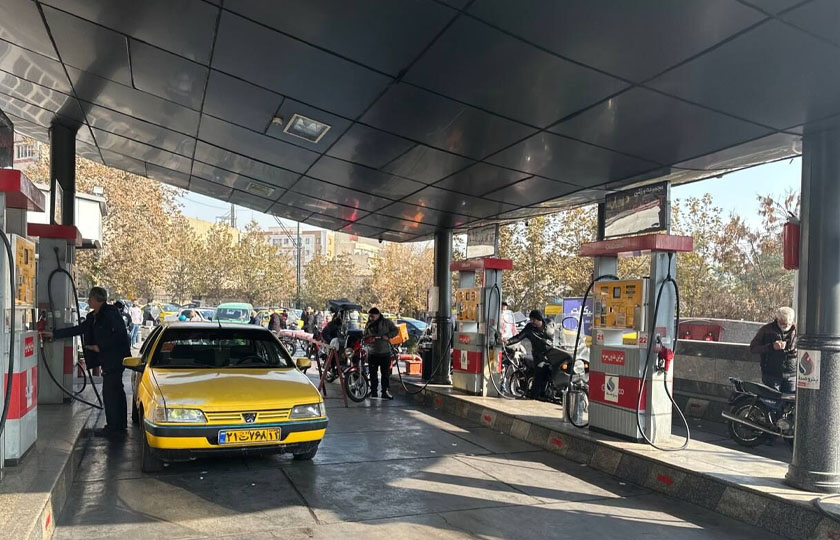امکان سوخت‌ گیری ۴۰ درصد جایگاه‌ ها با کارت سوخت