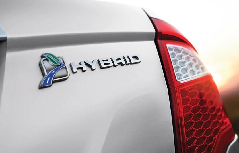 سود بازرگانی صفر برای واردات خودروهای هیبریدی / بهمن 1402