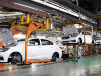 مشکل ارزی تولید خودرو در کشور