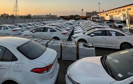 ترخیص ۲۵۰۰ خودرو از بندر شهید باهنر