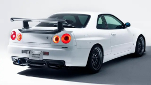 معرفی نیسان اسکای لاین GTR R34 رستومود