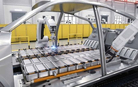 سرمایه گذاری تولید باتری خودروهای برقی در همدان