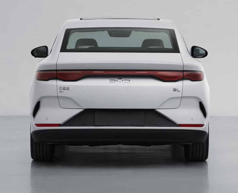 معرفی بی وای دی Qin L EV