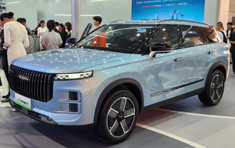 معرفی جیکو J7 PHEV