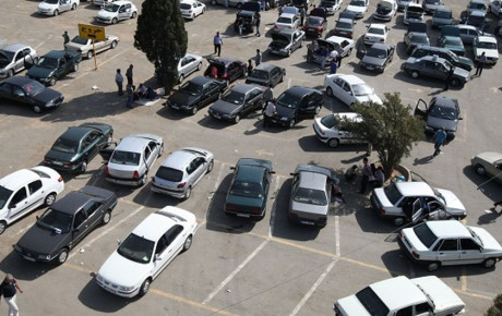 حرکت آرام بازار خودرو در پایان سال ۱۴۰۳