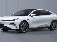 معرفی جیلی گلکسی استارشاین ۸ PHEV