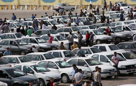 کاهش اندک قیمت در بازار خودرو / اسفند ۱۴۰۳