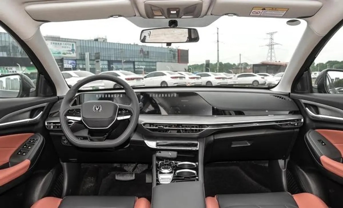 چانگان ایدو پلاس 2025