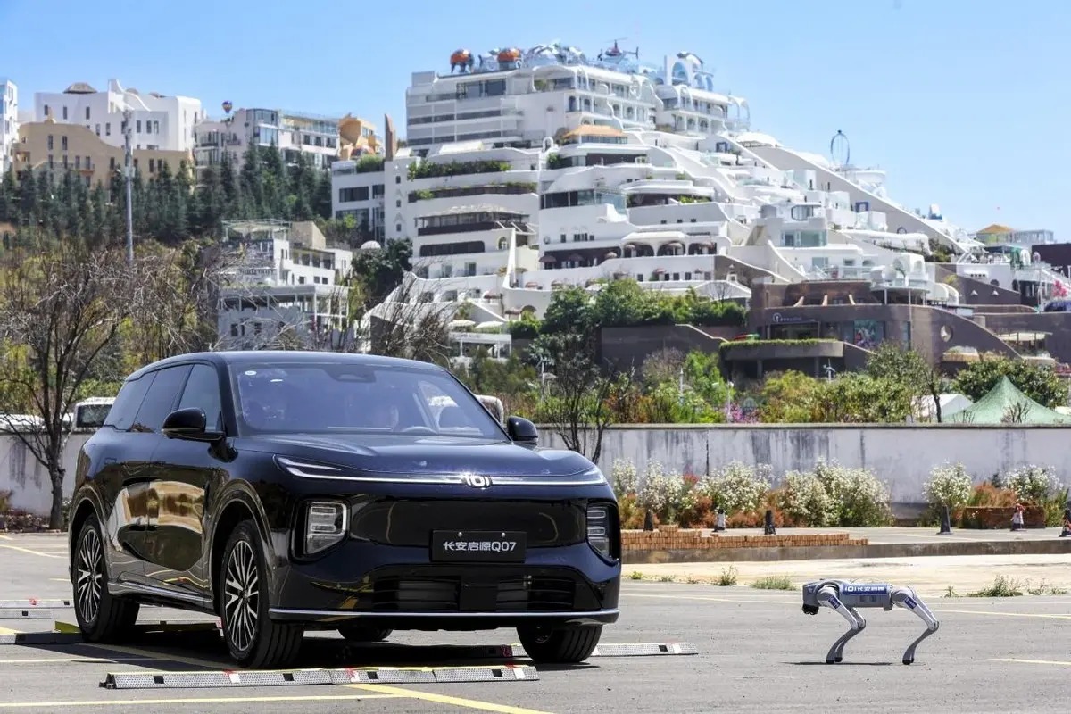 چانگان Nevo Q07