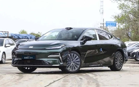 معرفی جیلی گلکسی ژینگ‌ یائو ۸