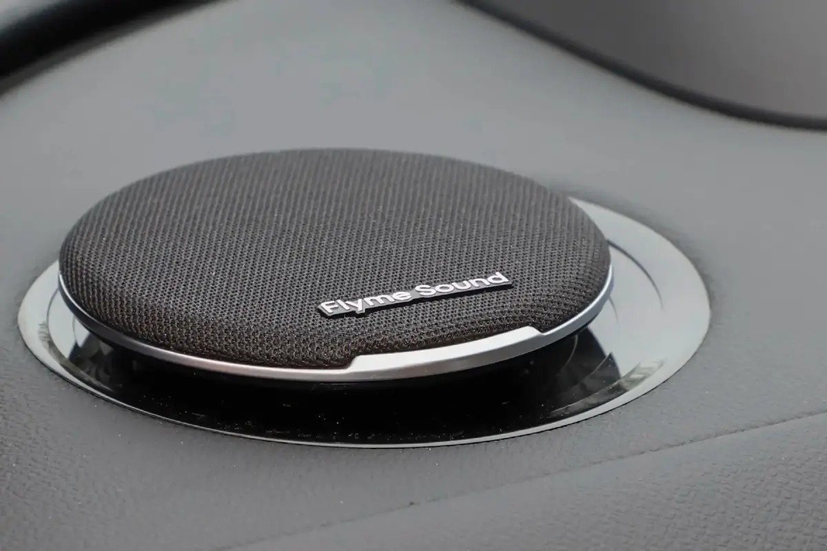 جیلی گلکسی ژینگ‌ یائو 8