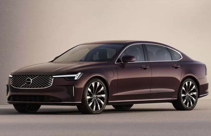 رونمایی ولوو S90 مدل 2026