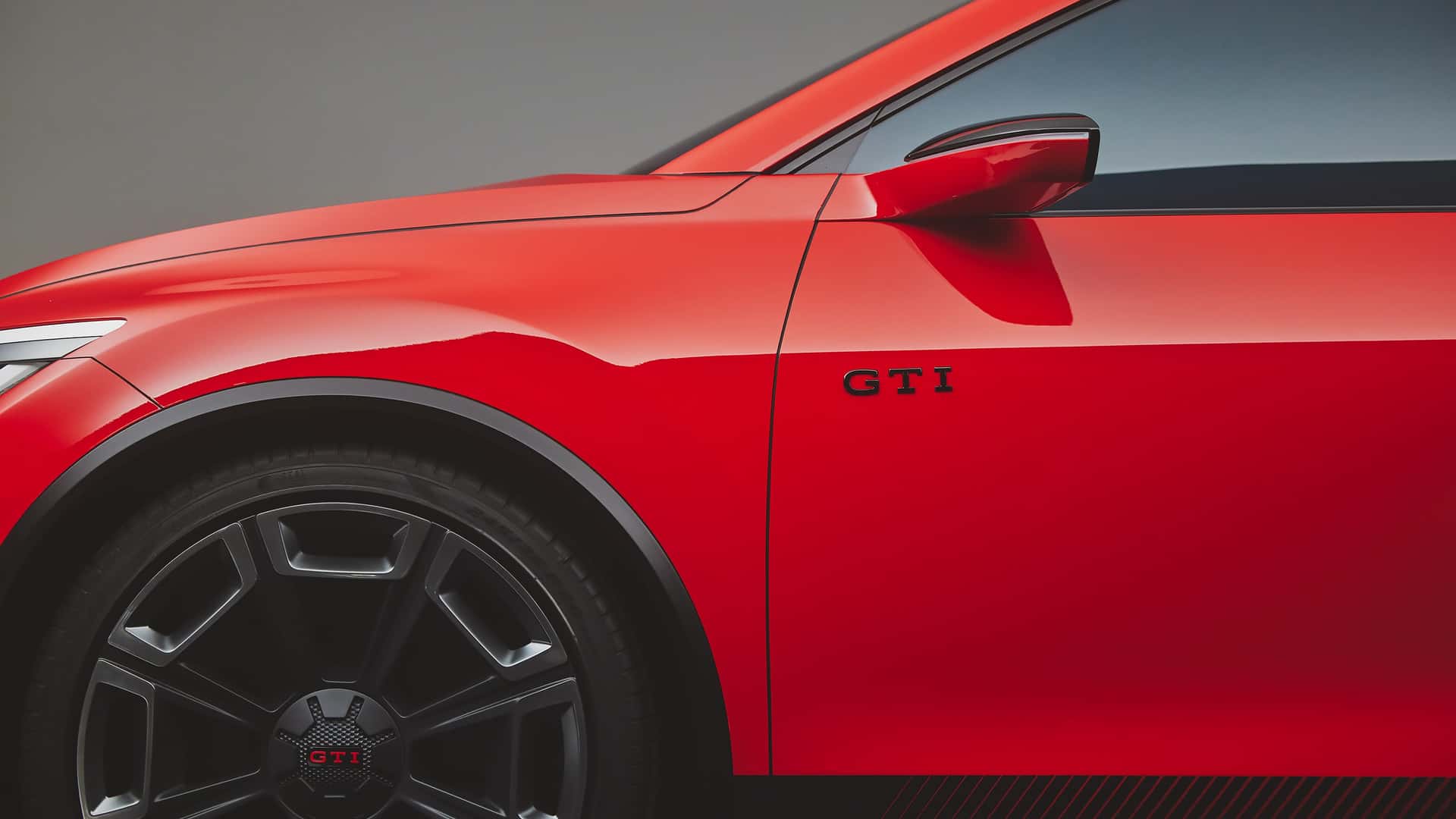 گلف GTI برقی در راه است