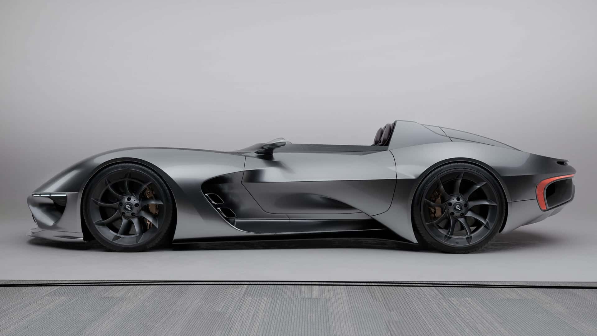 معرفی Engler Mosslr؛ ادای احترام مدرن به SLR Stirling Moss