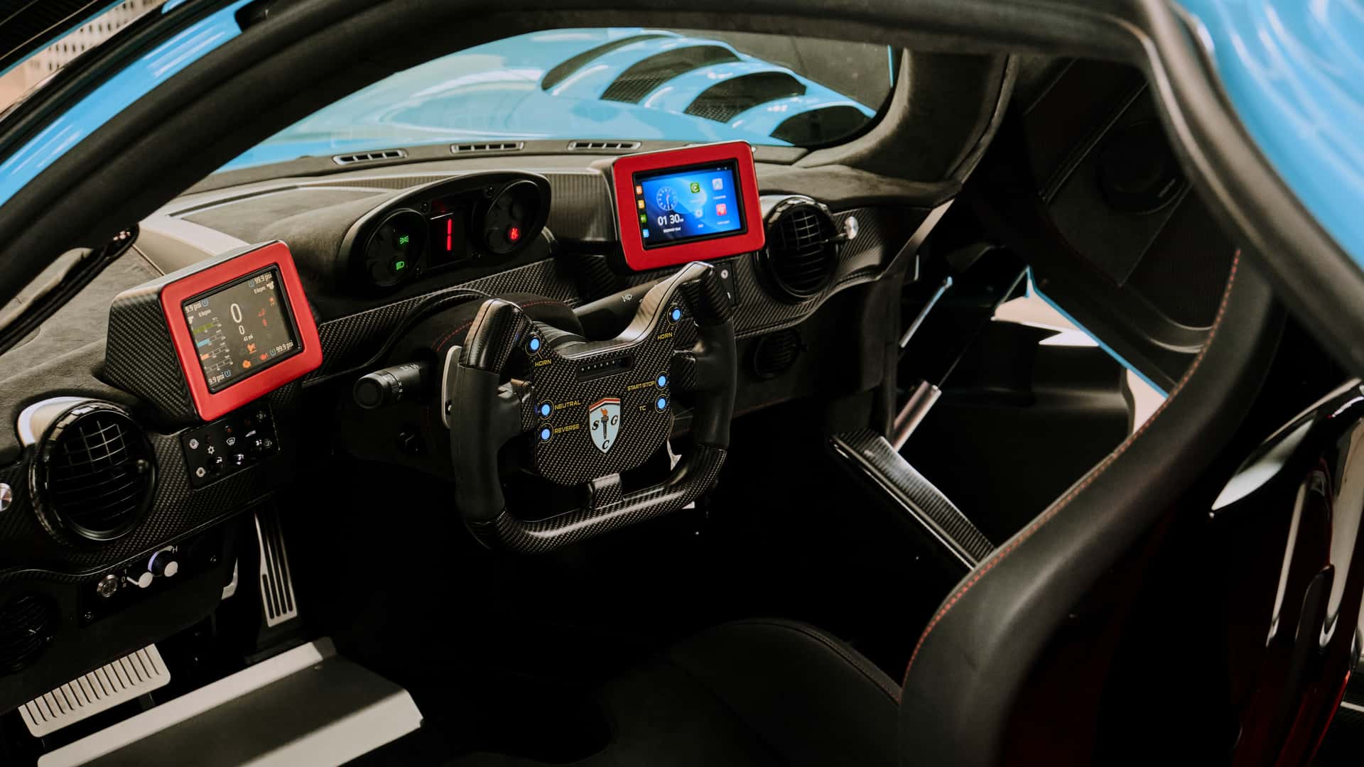 معرفی SCG 007s