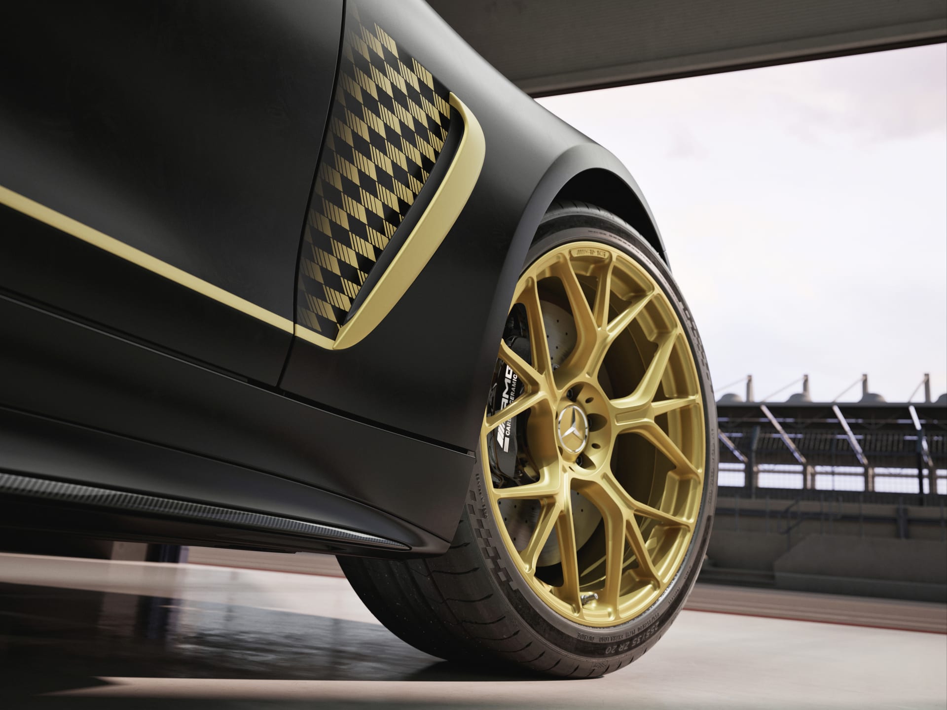 رونمایی مرسدس بنز AMG GT 63 نسخه APXGP