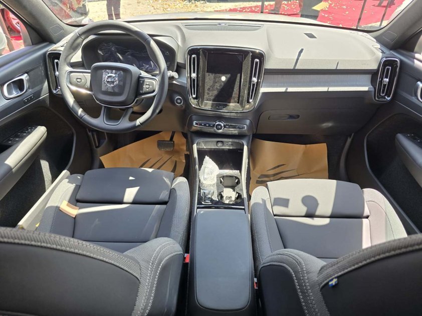 ولوو XC40