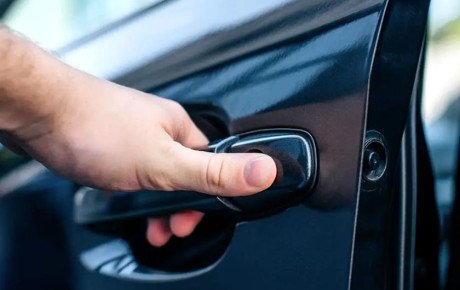 دلایل صدای درب خودرو