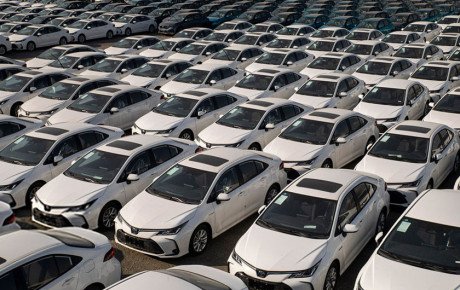 واردات خودرو در بن‌ بست