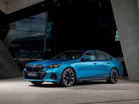 معرفی بی‌ ام‌ و ۵۴۰i xDrive Legacy Edition