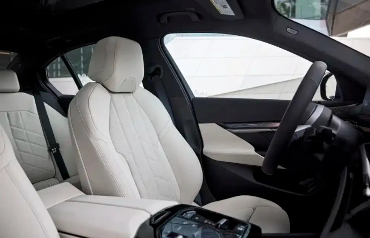 معرفی بی‌ ام‌ و 540i xDrive Legacy Edition