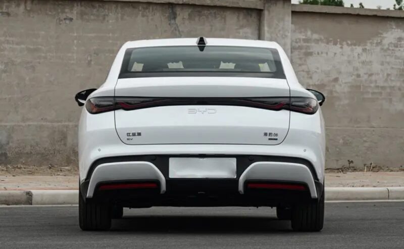 بی وای دی سیل 06 EV مدل 2025