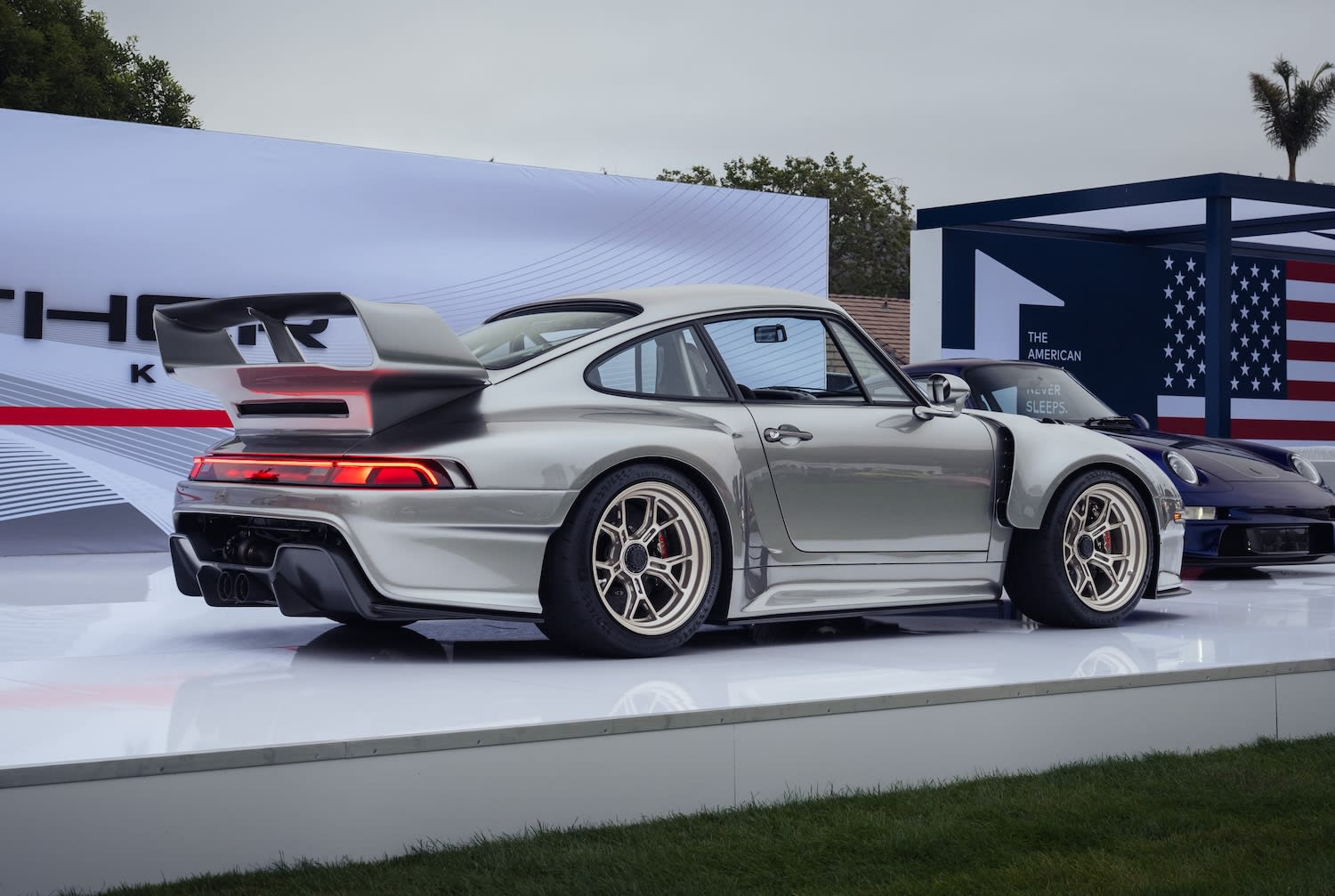 پورشه 911 اسلنت‌ نوز
