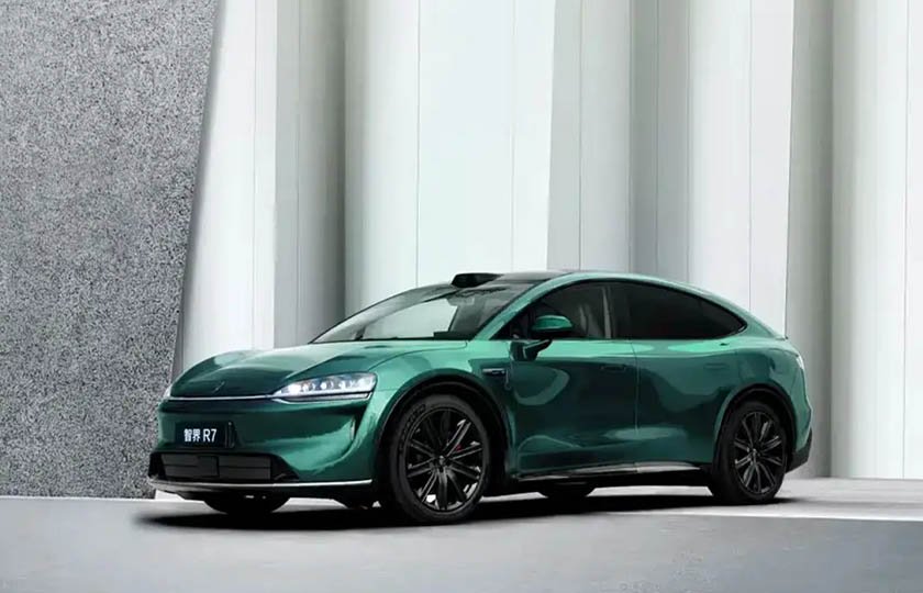 رونمایی از نسخه به‌ روزرسانی شده لوکسید R7