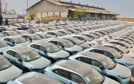 دپوی هزاران خودرو در گمرکات